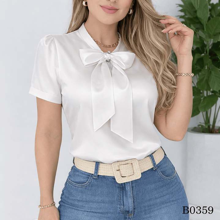 Blusa Satinada con Moño Elegante 1