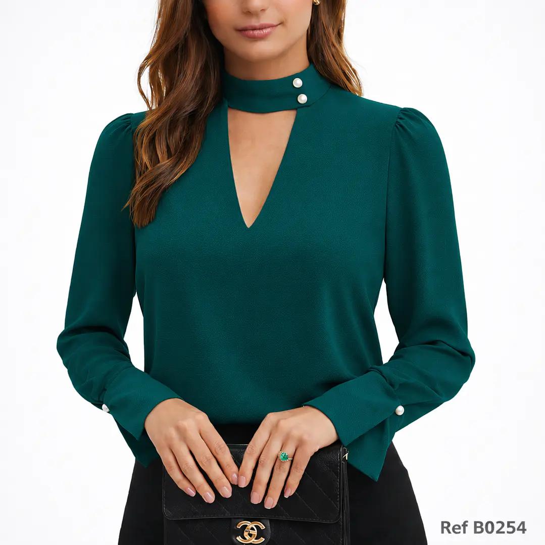 Blusa de moda con perlas en el cuello 12