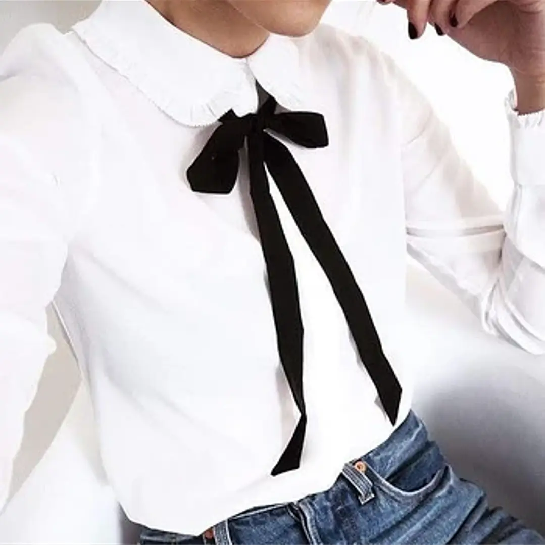 Blusa de moda con moño al frente 2