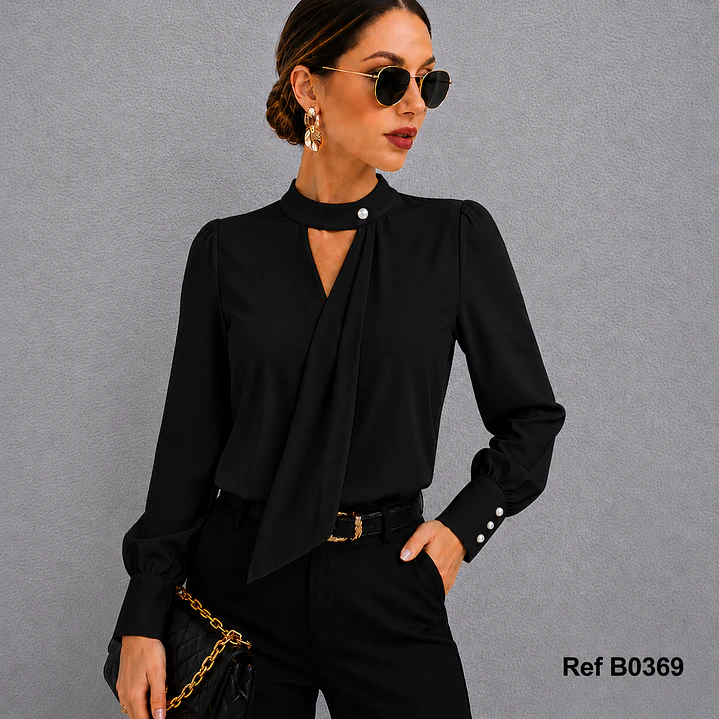 Blusa Elegante Con Escote y detalle en el cuello 5