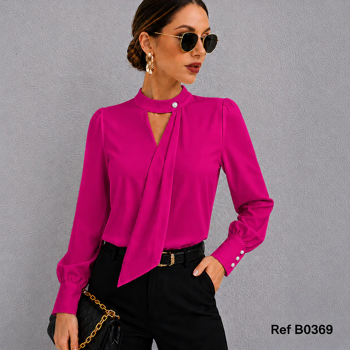 Blusa Elegante Con Escote y detalle en el cuello 8