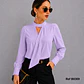 Blusa Elegante Con Escote y detalle en el cuello - Miniatura 11