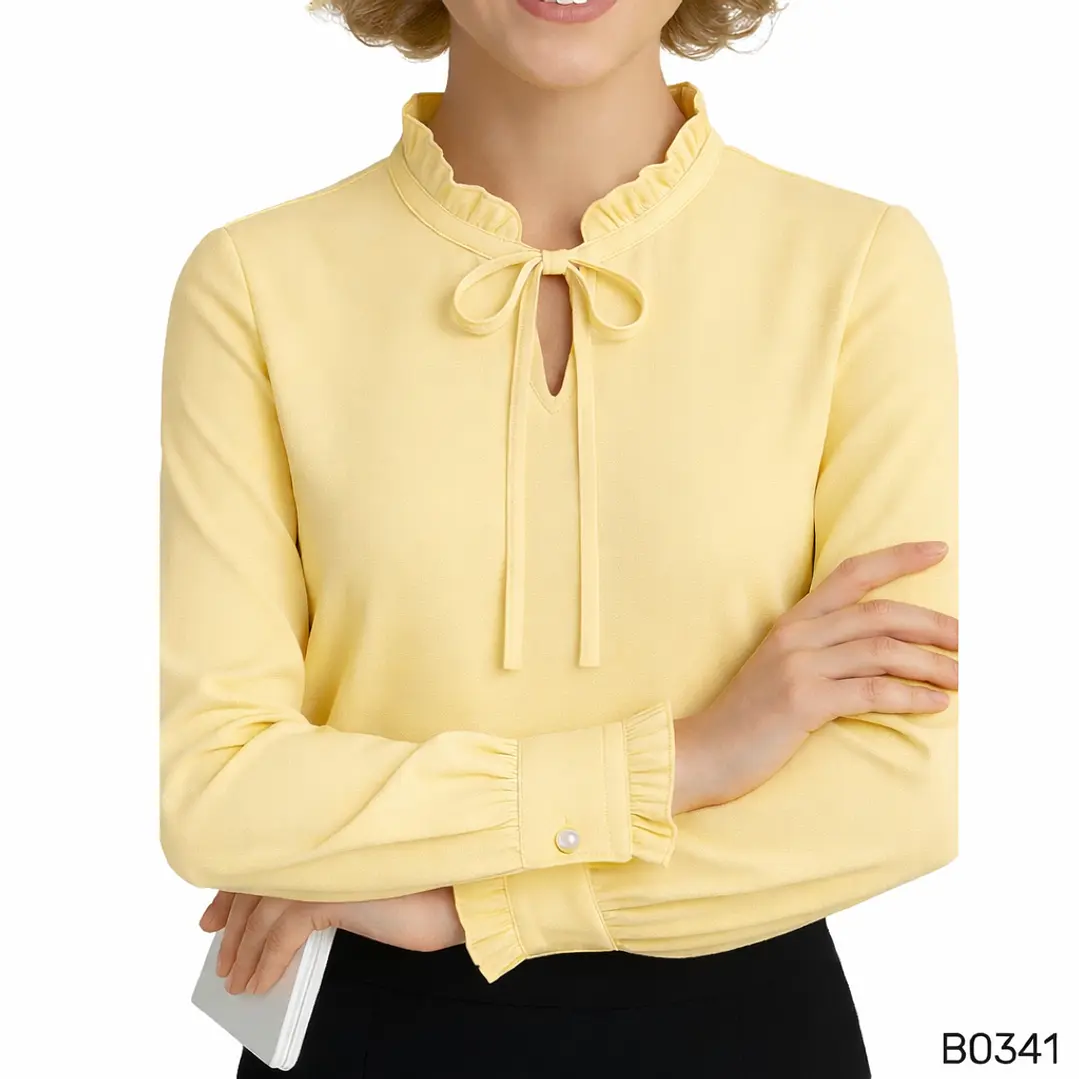Blusa Elegante con Detalles en el cuello y mangas 11