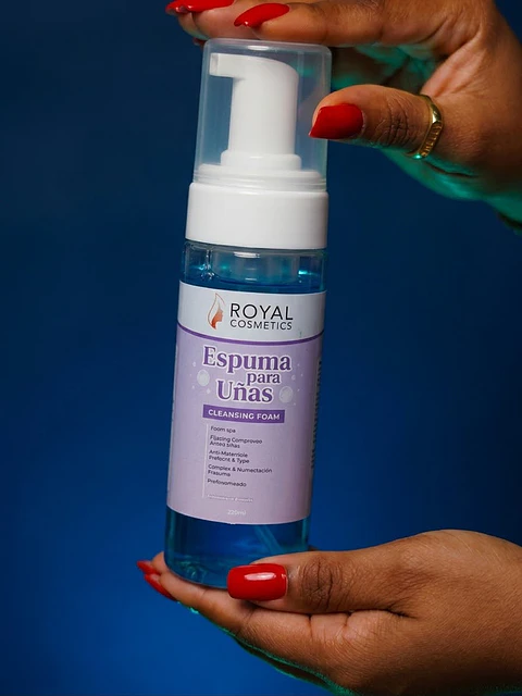 espuma de uñas 