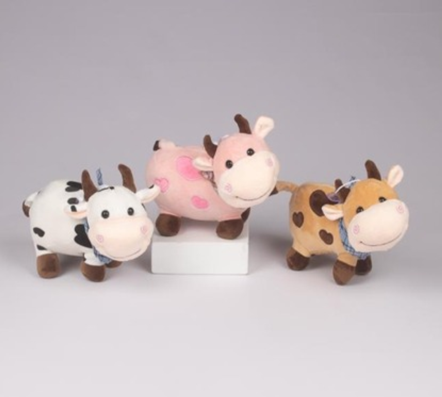 PELUCHE VACA PAÑOLETA 1