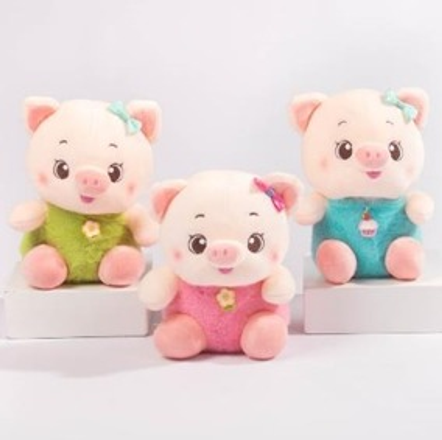 CERDITO CON OVEROL 1