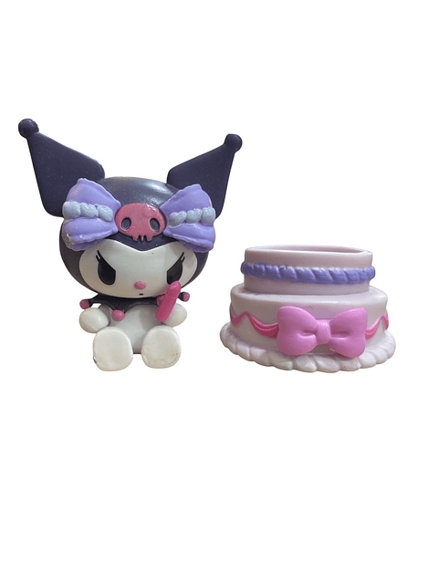 FIGURA KUROMI VERSIÓN FIESTA DE PASTEL