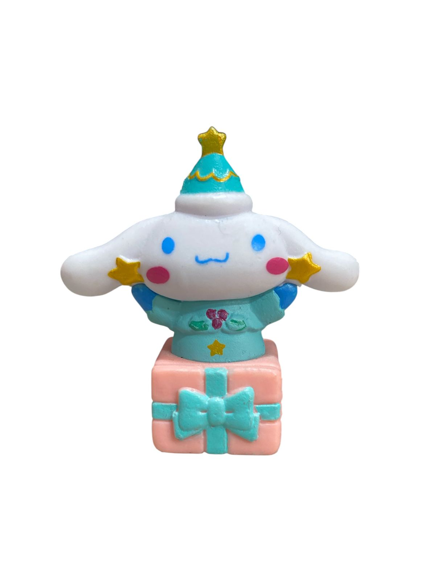 FIGURITA CINNAMOROLL VERSIÓN REGALO MÁGICO 1