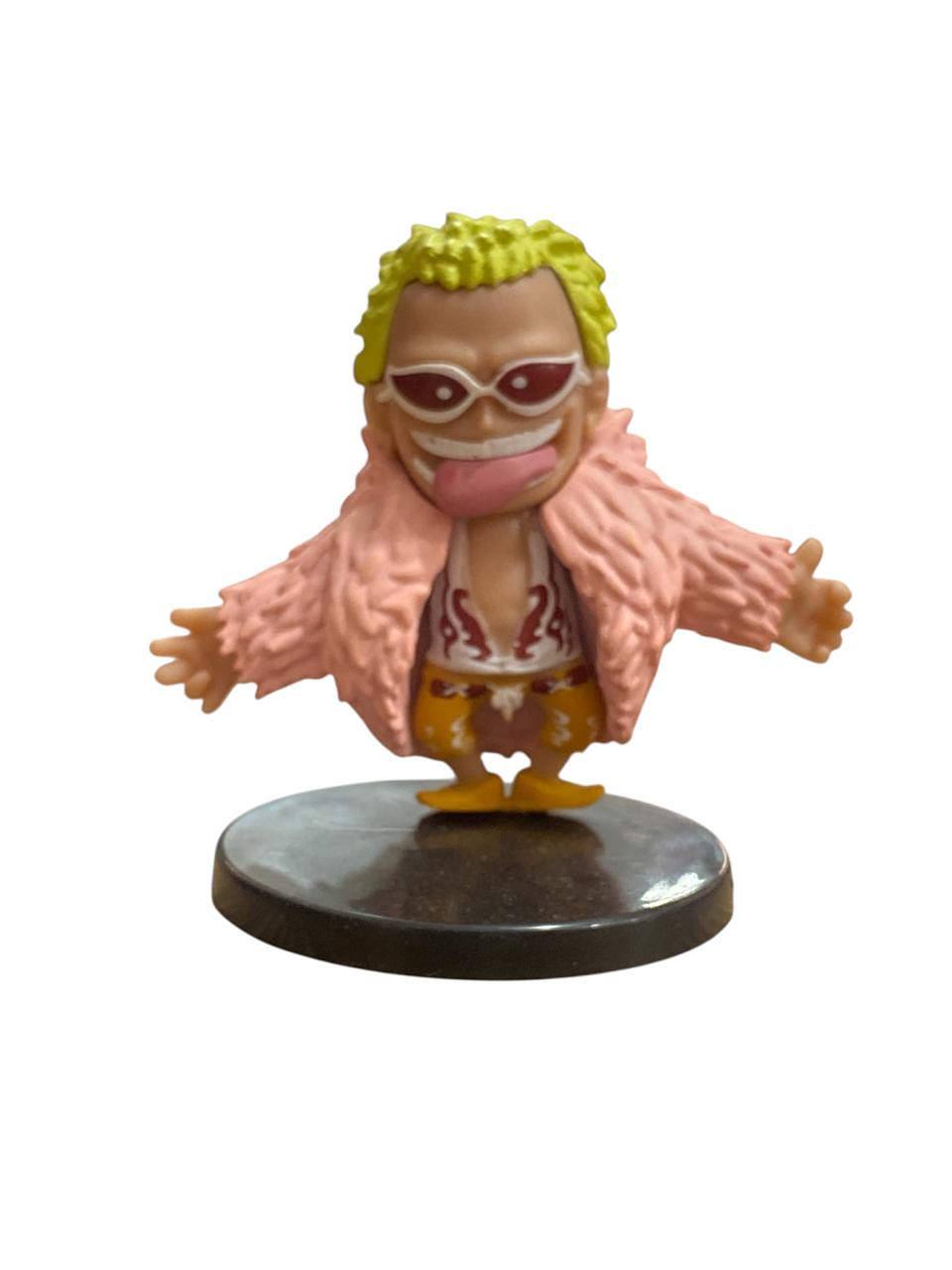 FIGURA DONQUIXOTE DOFLAMINGO ONE PIECE 1