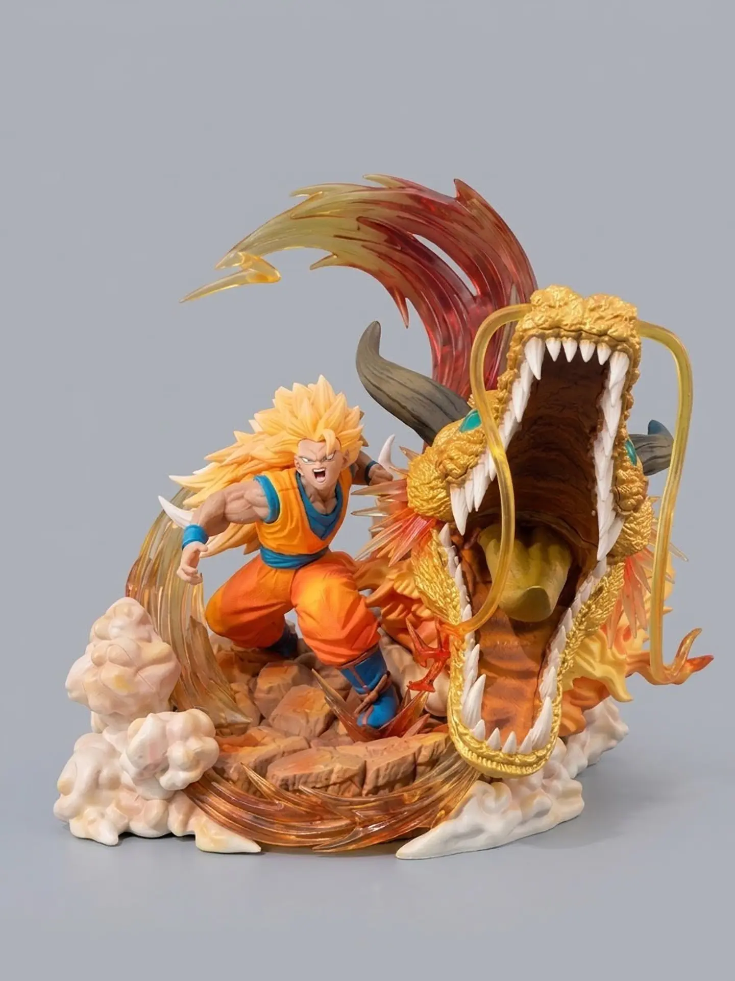 ESTATUA DRAGON BALL SUPERSAIYAN 1