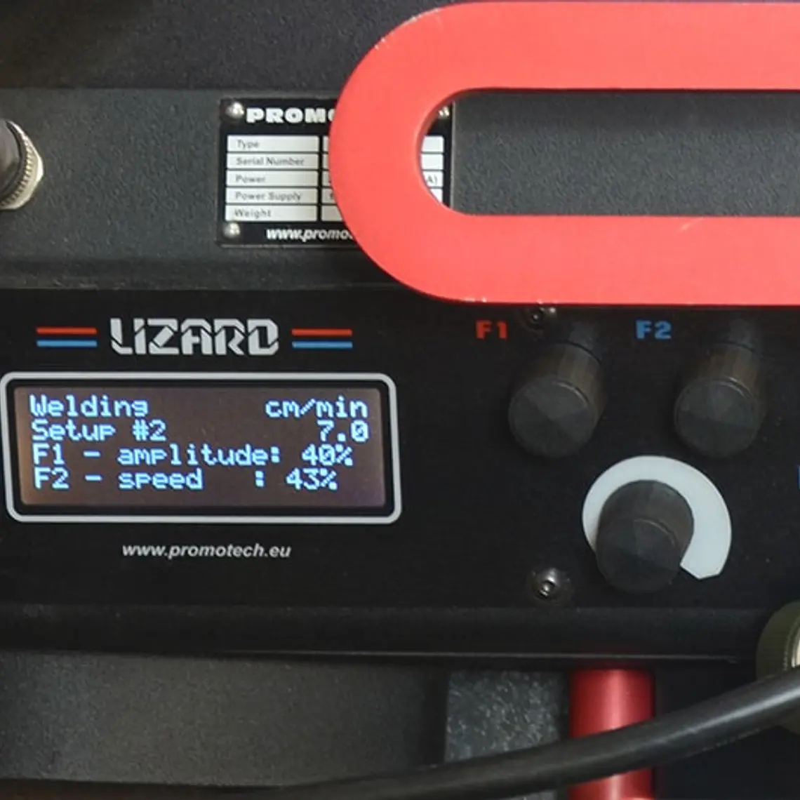 Tractor de Soldadura PROMOTECH LIZARD | Equipo Automático Programable para Soldadura Industrial 6