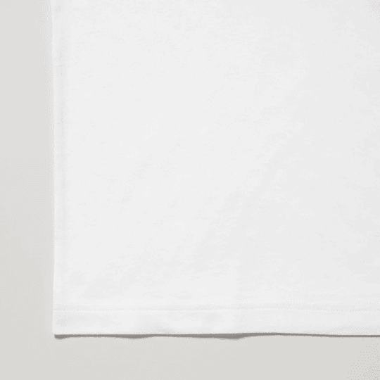 Polera Uniqlo - Makoto Shinkai - Suzume no Tojimari White (tallas Japonesas)