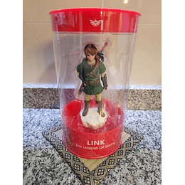 Link Statue - Nintendo Tokyo