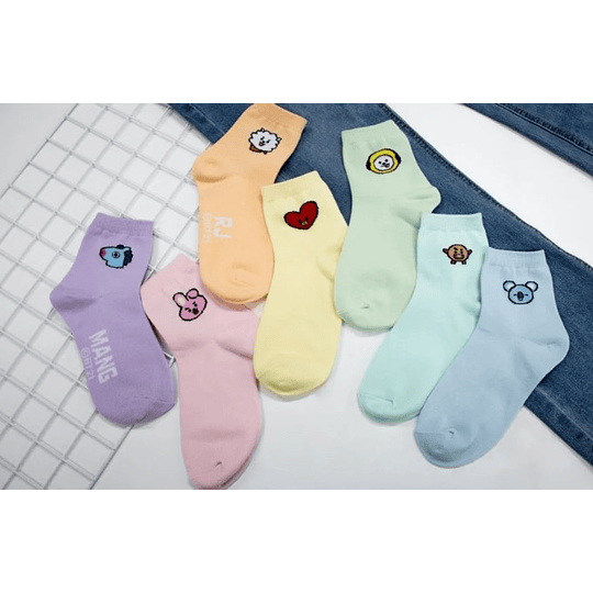 BT21 Daily Mid Socks