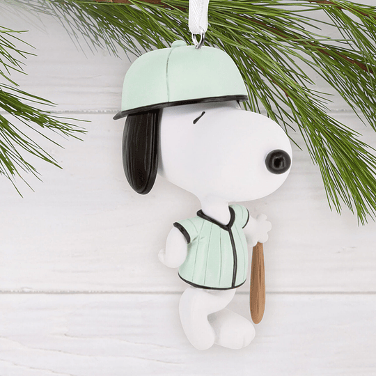 Hallmark Ornament I Peanuts® Snoopy Baseball Player