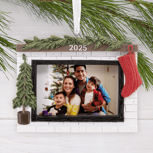 Hallmark Ornament I Cozy Fireplace 2025 Photo Frame