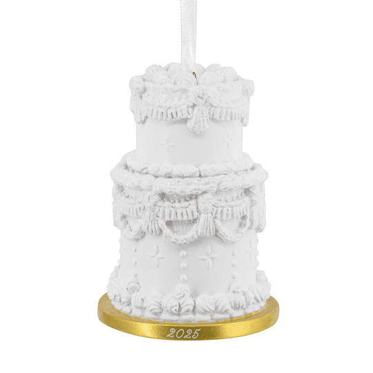 Hallmark Ornament I Tiered Wedding Cake 2025