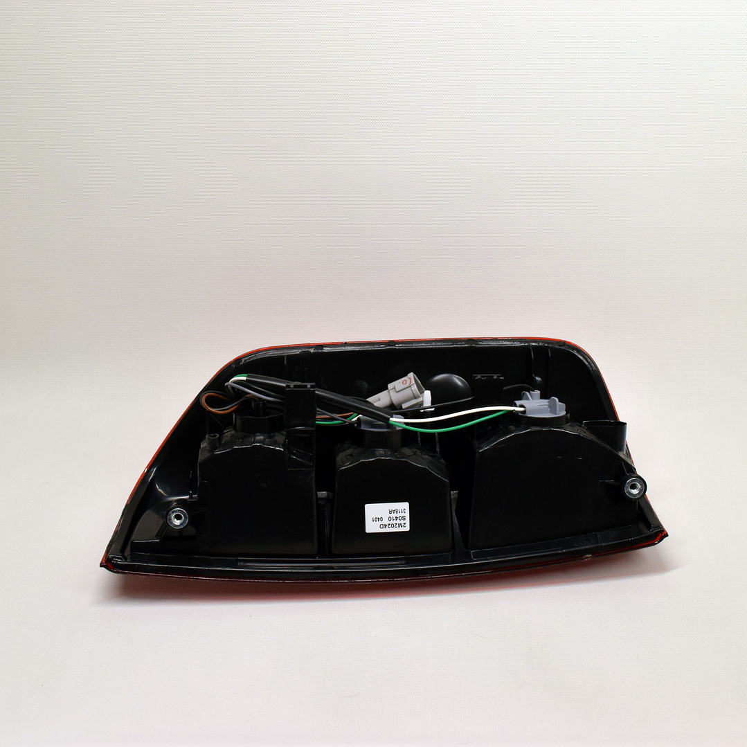 Farol Trasero Derecho Nissan Navara 2007-2013 YD25DDTI 2