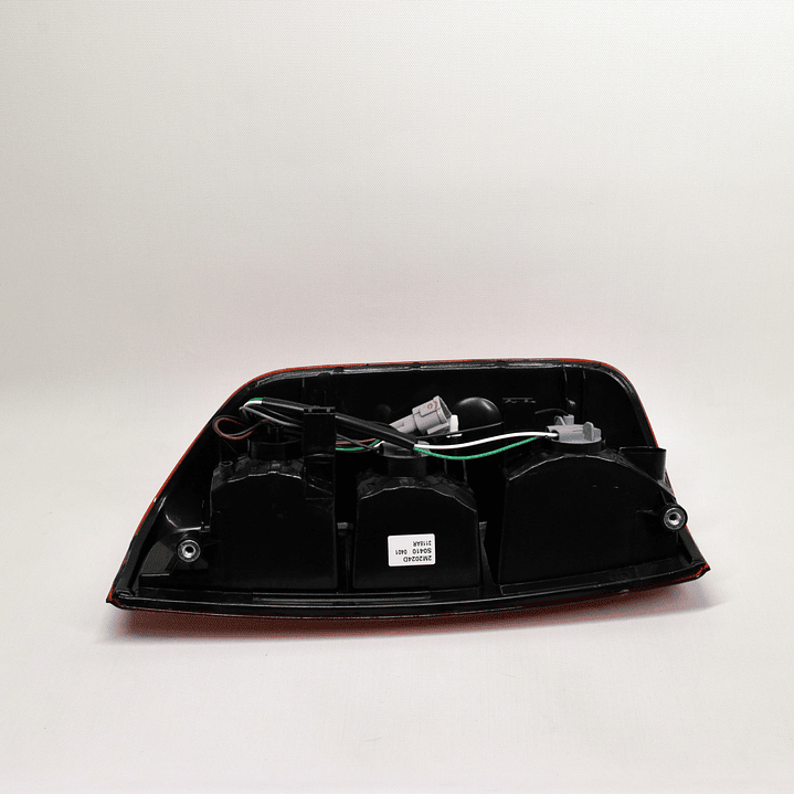 Farol Trasero Derecho Nissan Navara 2007-2013 YD25DDTI 2