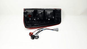 Farol Trasero Derecho Alternativo Nissan NP300 2.3 2015–2020