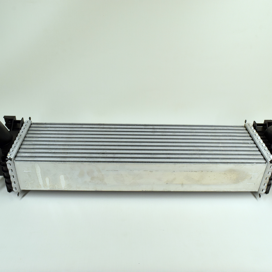 Radiador Intercooler Alternativo Nissan NP300 2.3 YS23 2015–2020 1