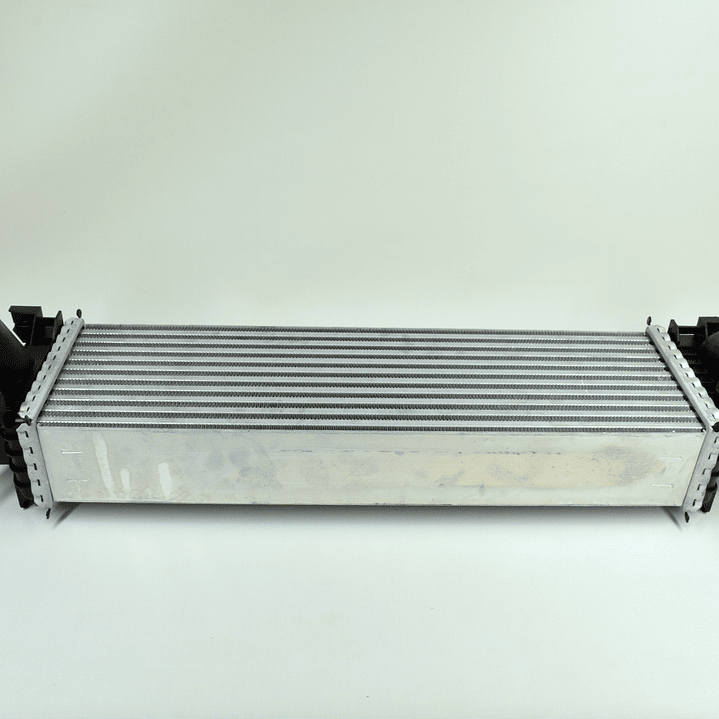 Radiador Intercooler Alternativo Nissan NP300 2.3 YS23 2015–2020 1