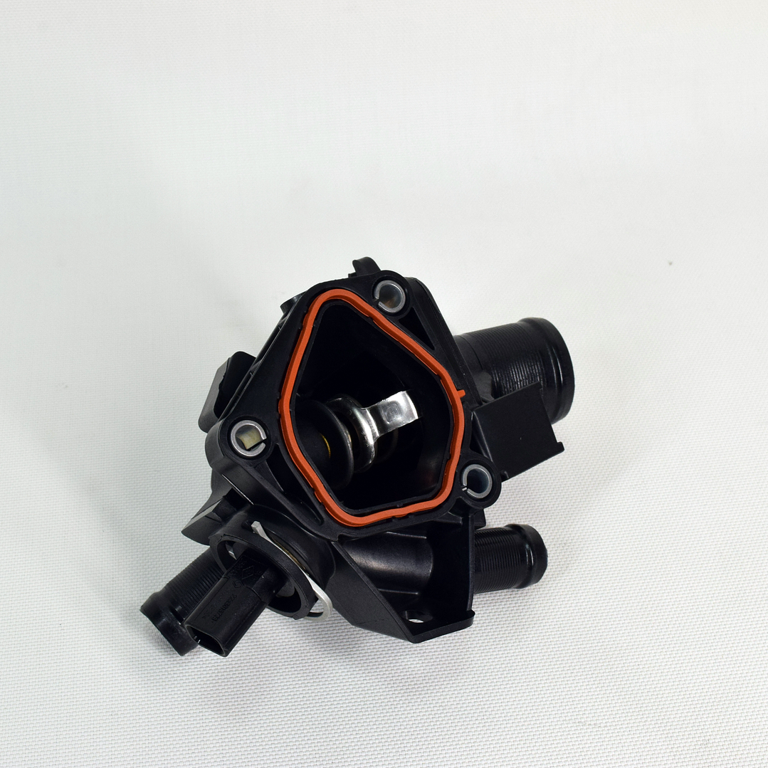 Termostato con Base Nissan NP300 Motor YS23 2015–2020 3