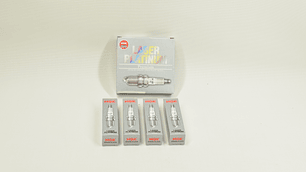 Bujías NGK – Juego 4 Unidades Nissan 