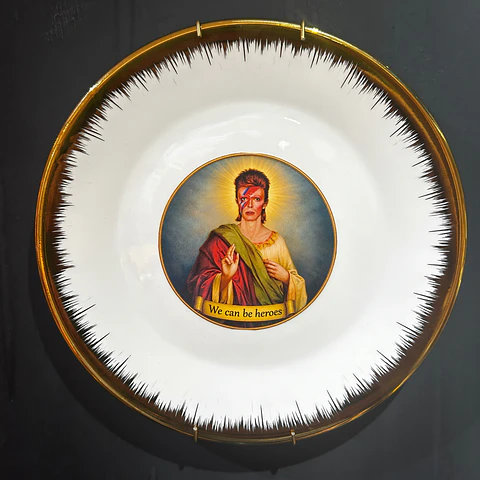 Plato Decorativo Bowie Heroes