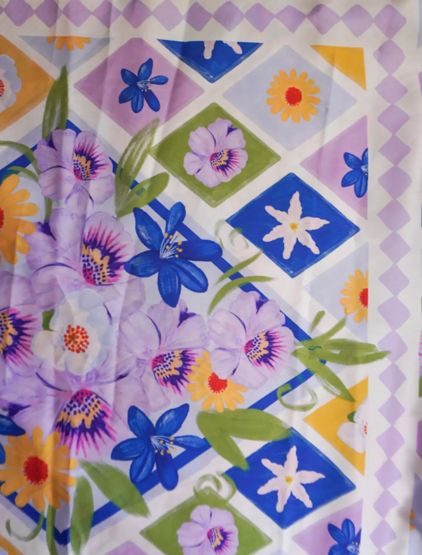 Pañuelo Flores del Desierto 70 x 70 cm. 2