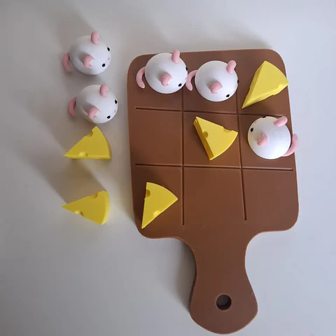 El gato versión ratones y queso