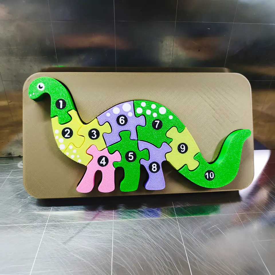 Puzzle dinosaurio cuello largo 1