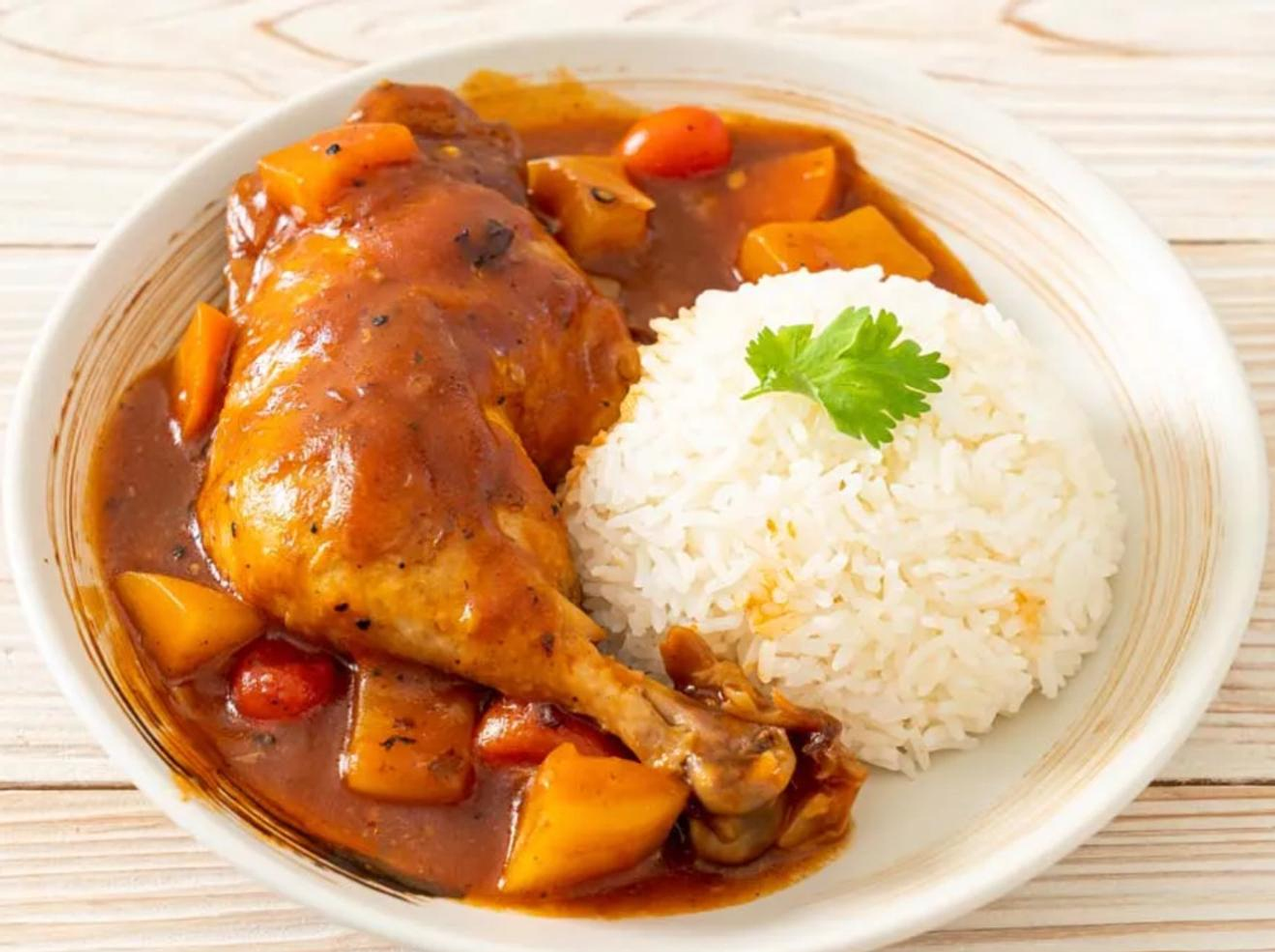 🍗 Peruvian Chicken Stew with White Rice 1