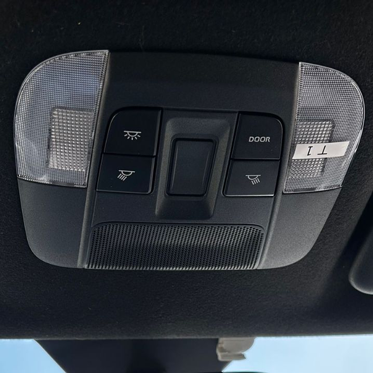 TOYOTA YARIS CROSS XI 1.5 CVT 2024 18