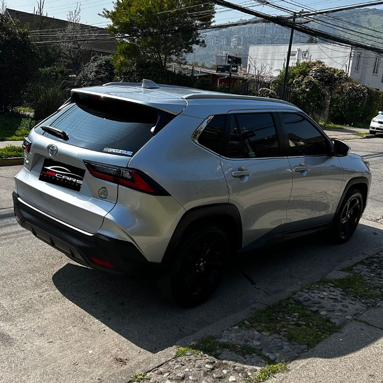TOYOTA YARIS CROSS 1.5 XI 5MT 2024 4