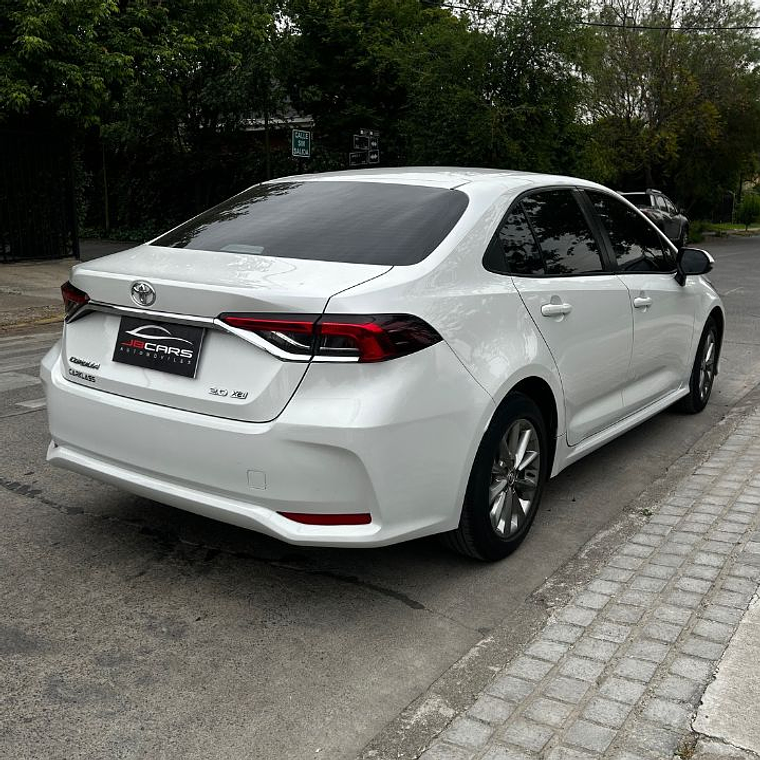 TOYOTA COROLLA XEI 2.0 2022 8