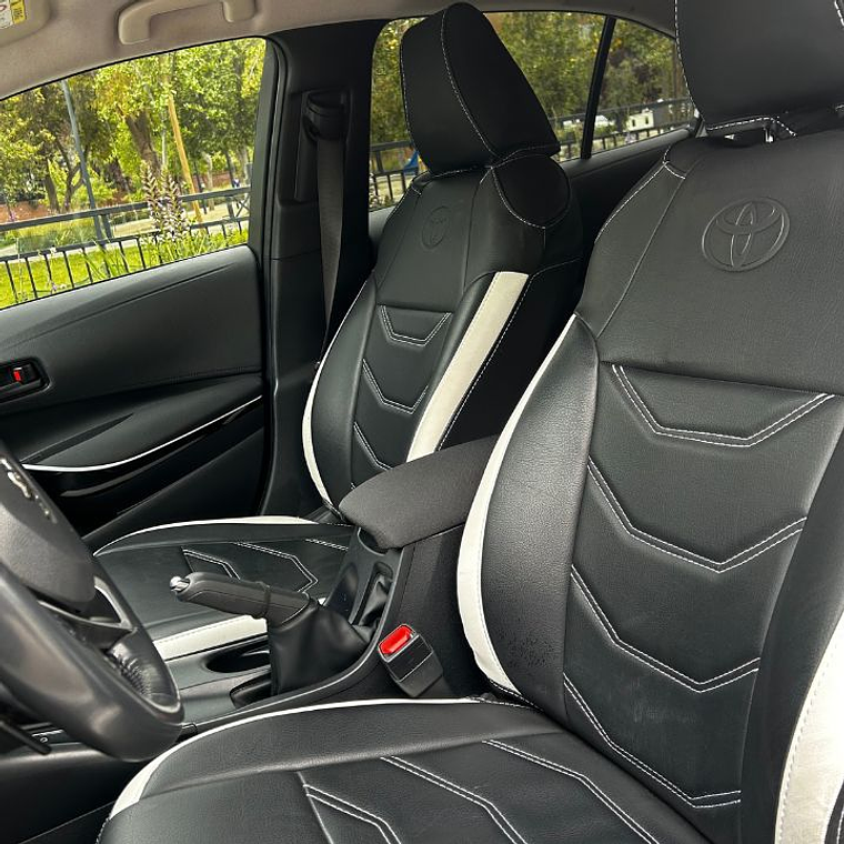 TOYOTA COROLLA XEI 2.0 2022 16