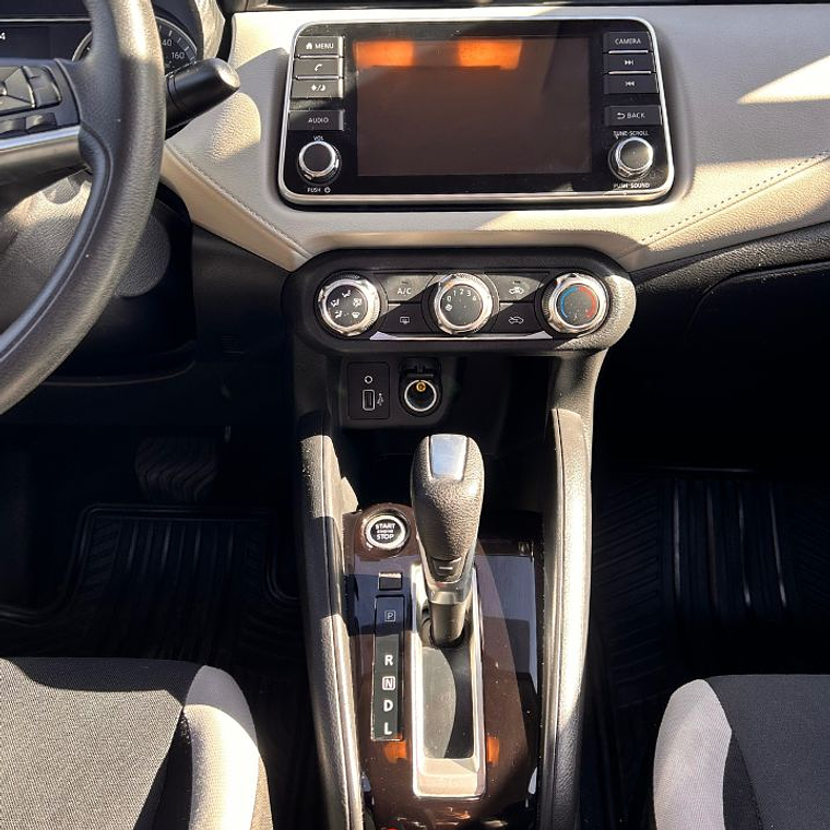 NISSAN VERSA CVT 1.6 2022 13