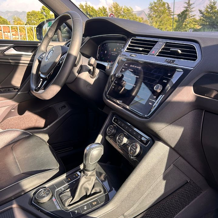 VOLKSWAGEN TIGUAN ALLSPACE TSI DSG LTD 2.0 2020 17