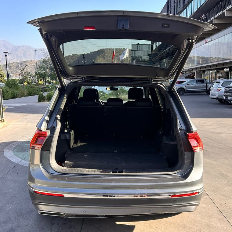 VOLKSWAGEN TIGUAN ALLSPACE TSI DSG LTD 2.0 2020 28