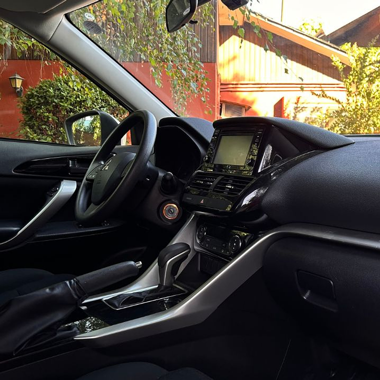 MITSUBISHI ECLIPSE CROSS RX 1.5 2024 12