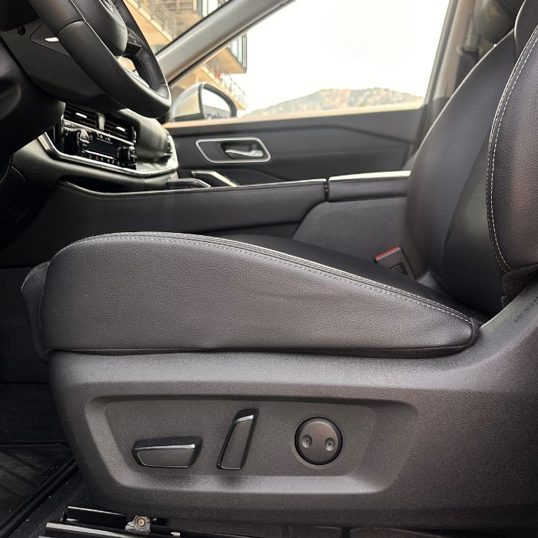 NISSAN X-TRAIL E-POWER EXCLUSIVE 2025 32