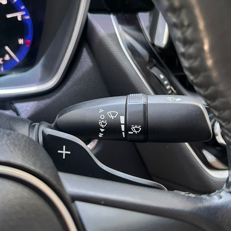 TOYOTA COROLLA XEI 2.0 2022 18