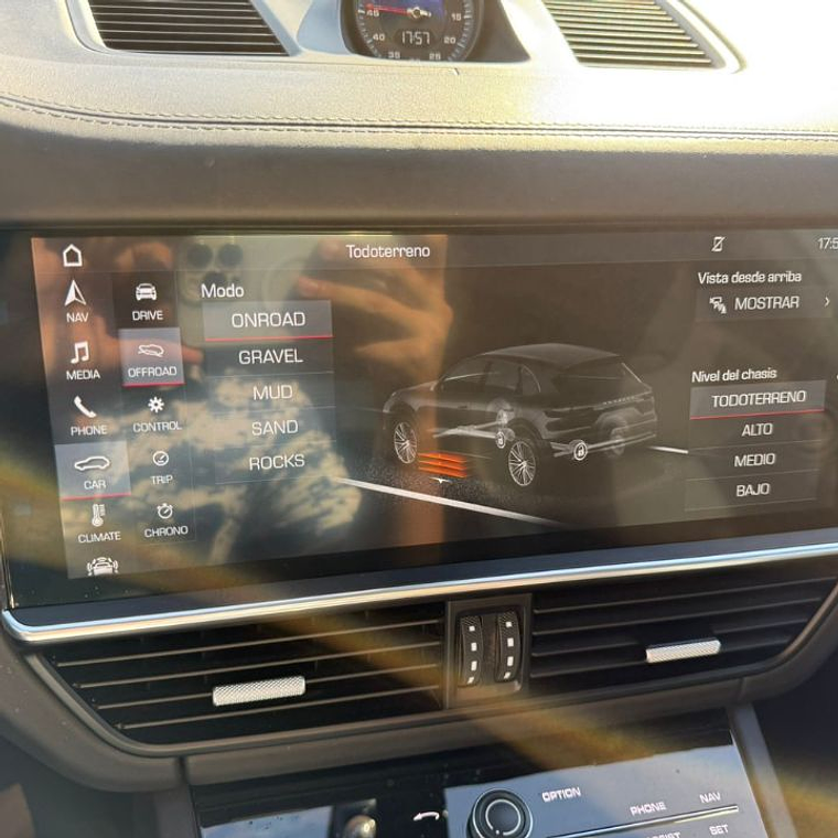 PORSCHE CAYENNE TURBO 4.0 V8 550 HP 10