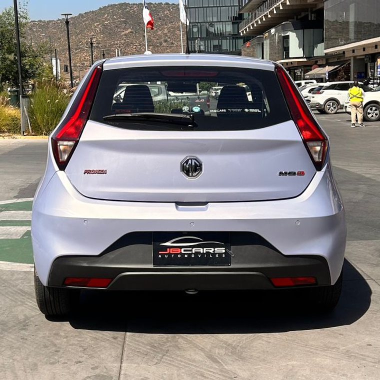 MG MG3 1.5L MT STD PLUS 2024 8