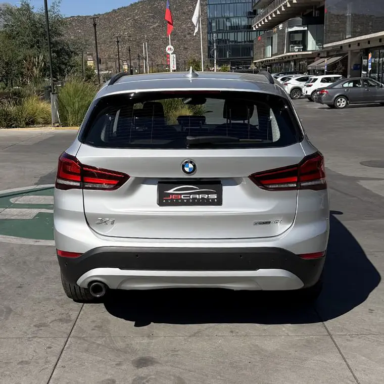 BMW X1 SDRIVE18I LCI 1.5 2021 6