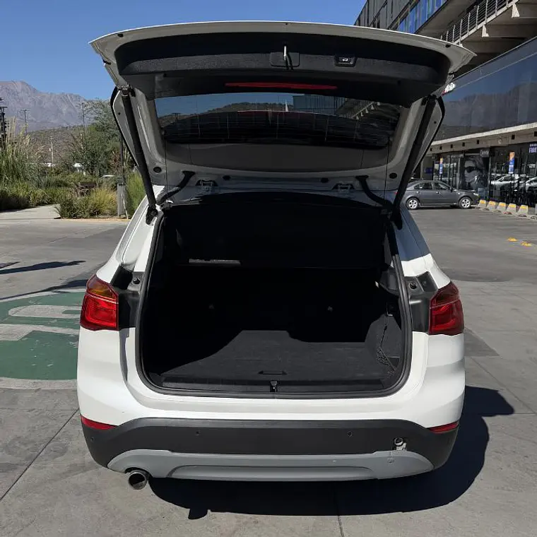 BMW X1 SDRIVE 18D 2.0 2018 23