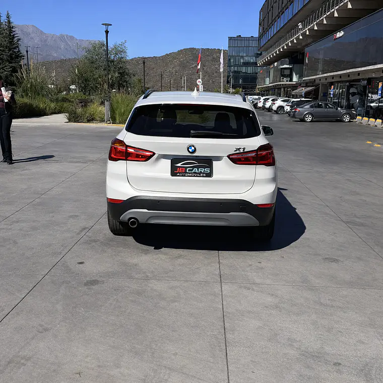 BMW X1 SDRIVE 18D 2.0 2018 6
