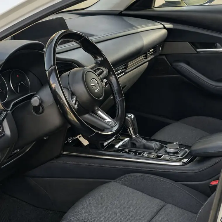 MAZDA CX30 2.O 2024 10