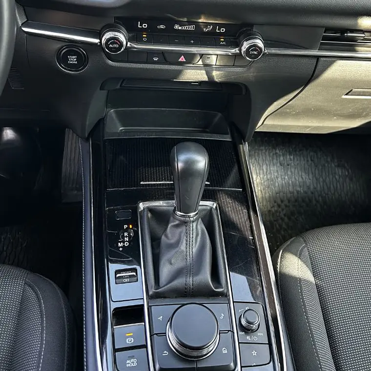 MAZDA CX 30 2WD 2.0 SKYACTIVE 17